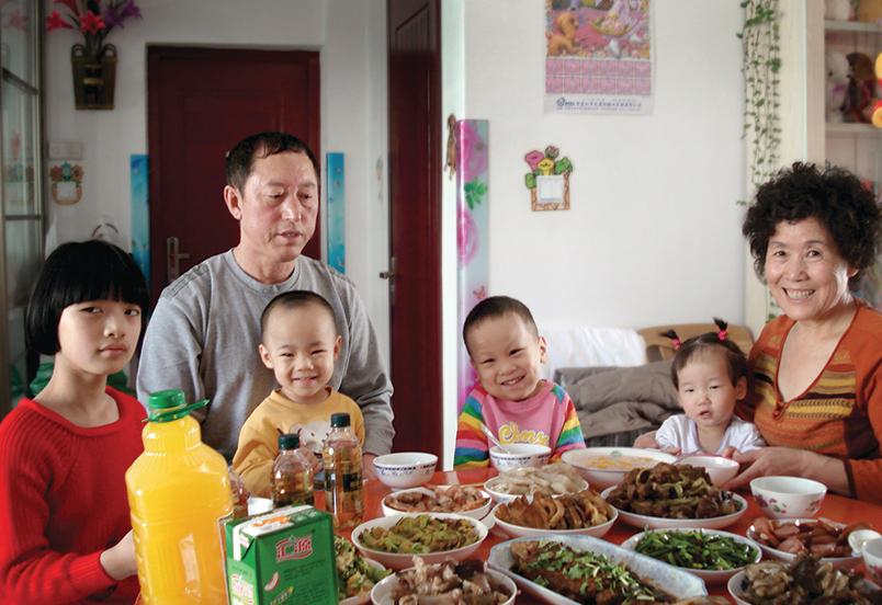 loving_family_1024x1024